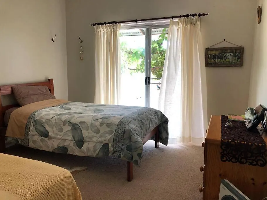 Glenlyon Dam Holiday Cottage & Farmstay Stanthorpe Guest house