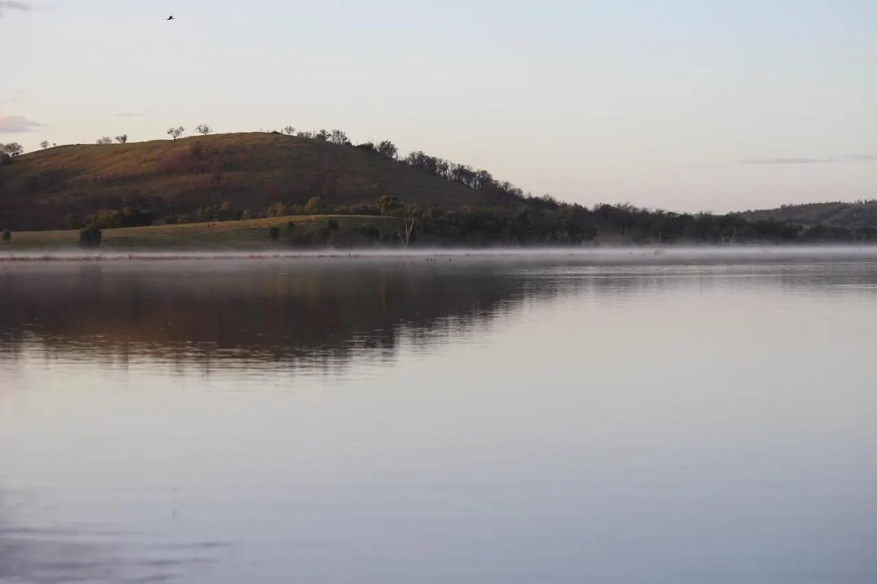 Glenlyon Dam Holiday Cottage & Farmstay Stanthorpe Australia