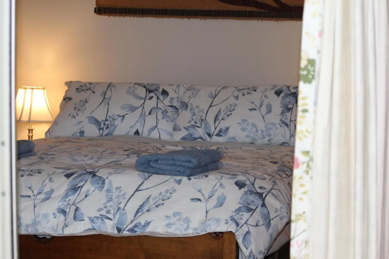Guest house Glenlyon Dam Holiday Cottage & Farmstay Stanthorpe